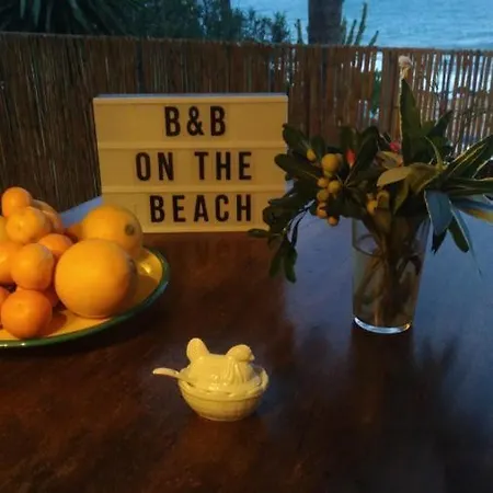 Bed And Breakfast On The Beach 2 * Denia